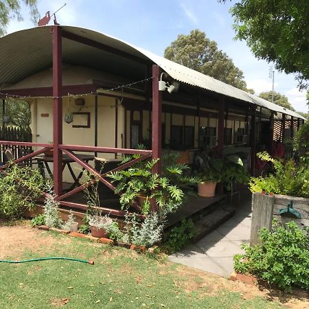 Dongara Breeze Inn Exterior photo