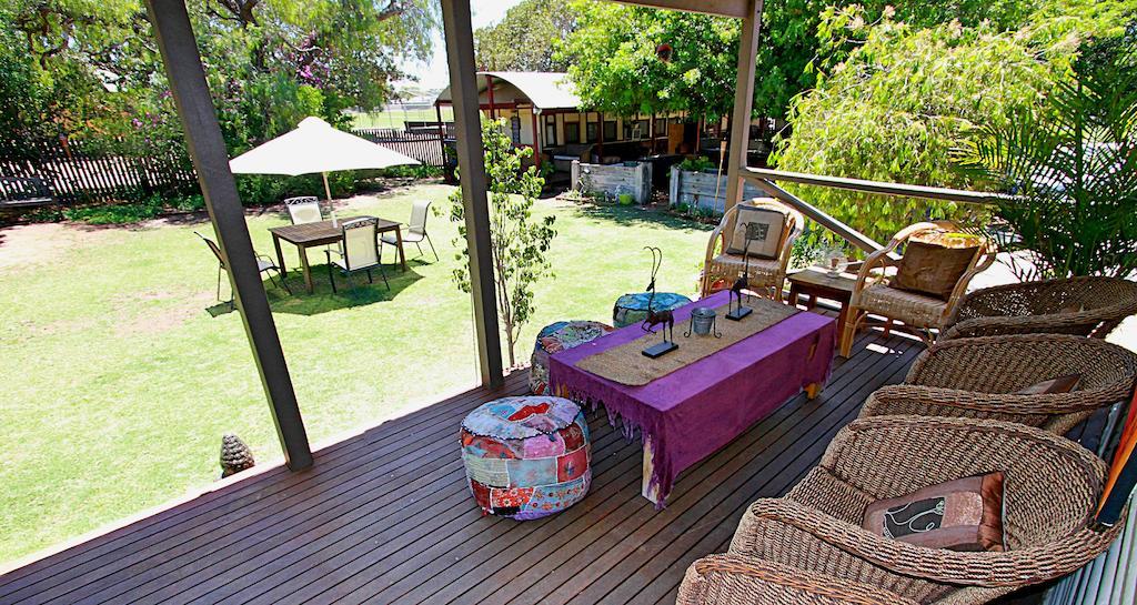 Dongara Breeze Inn Exterior photo